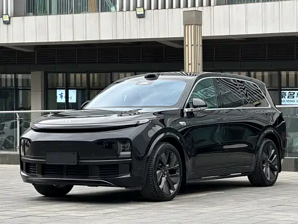 Li Auto L9 2025