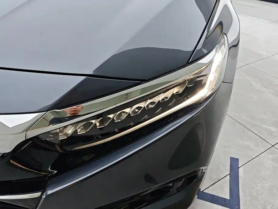 Honda Accord 2023 — фото 5