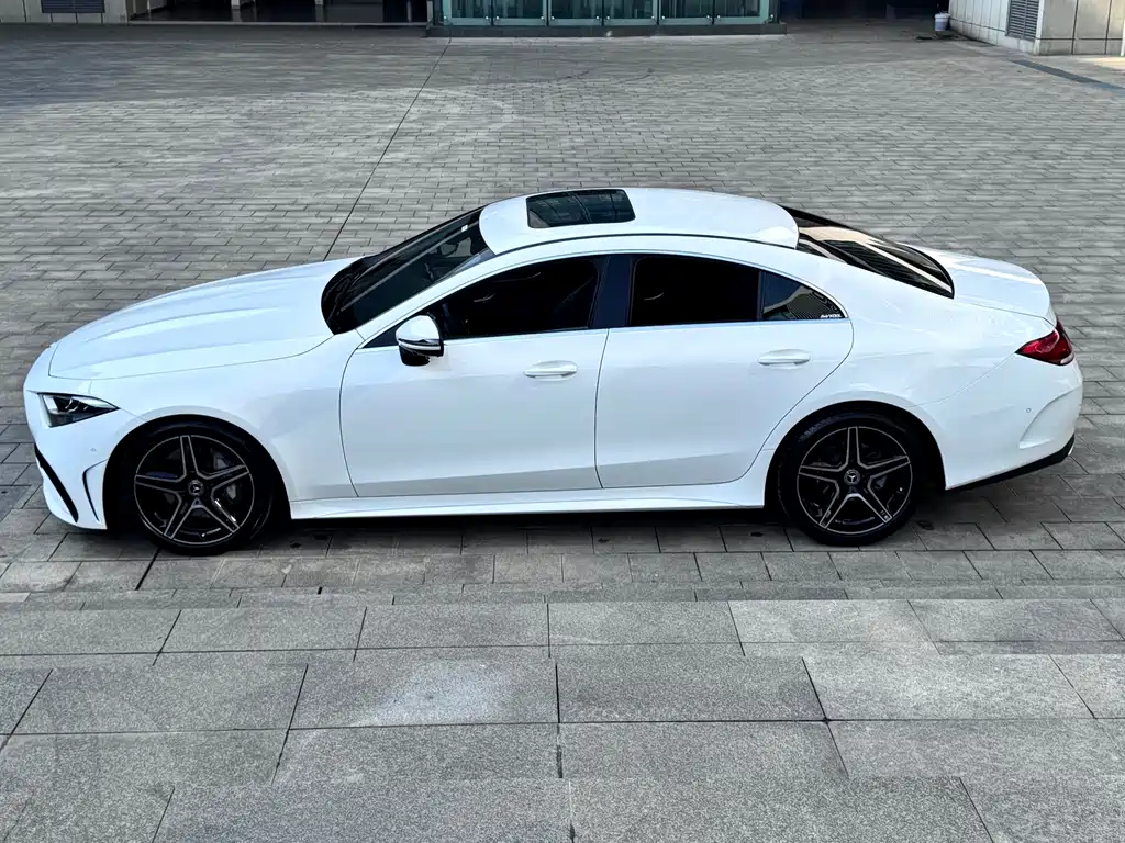 Mercedes-Benz CLS 2023 — фото 2