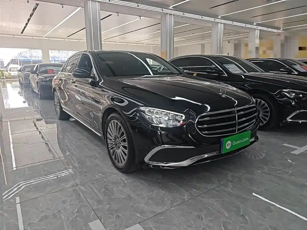 Mercedes-Benz E-Class 2023 — фото 4