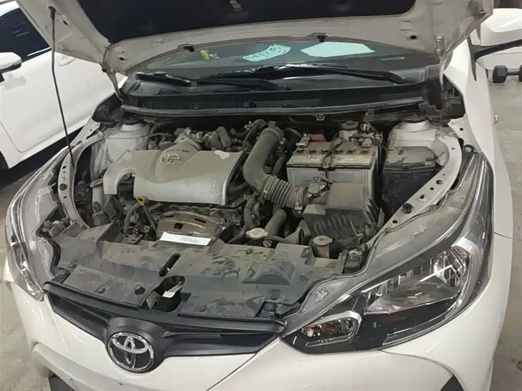Toyota Yaris L 2021 — фото 20