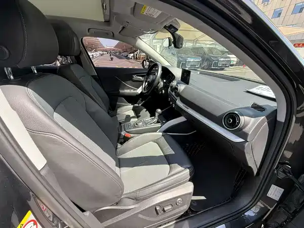 Audi Q2L 2018