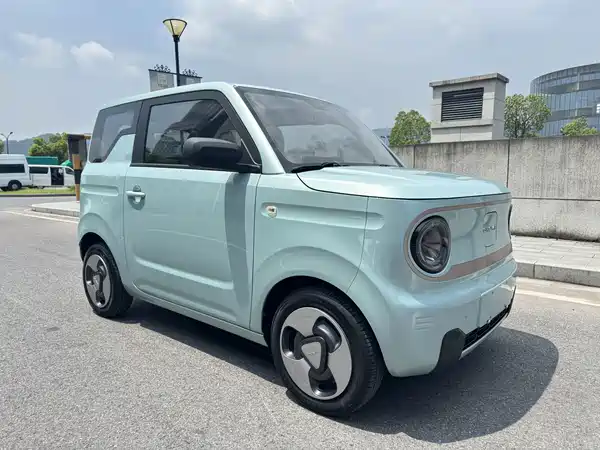 Geely Galaxy Panda 2023