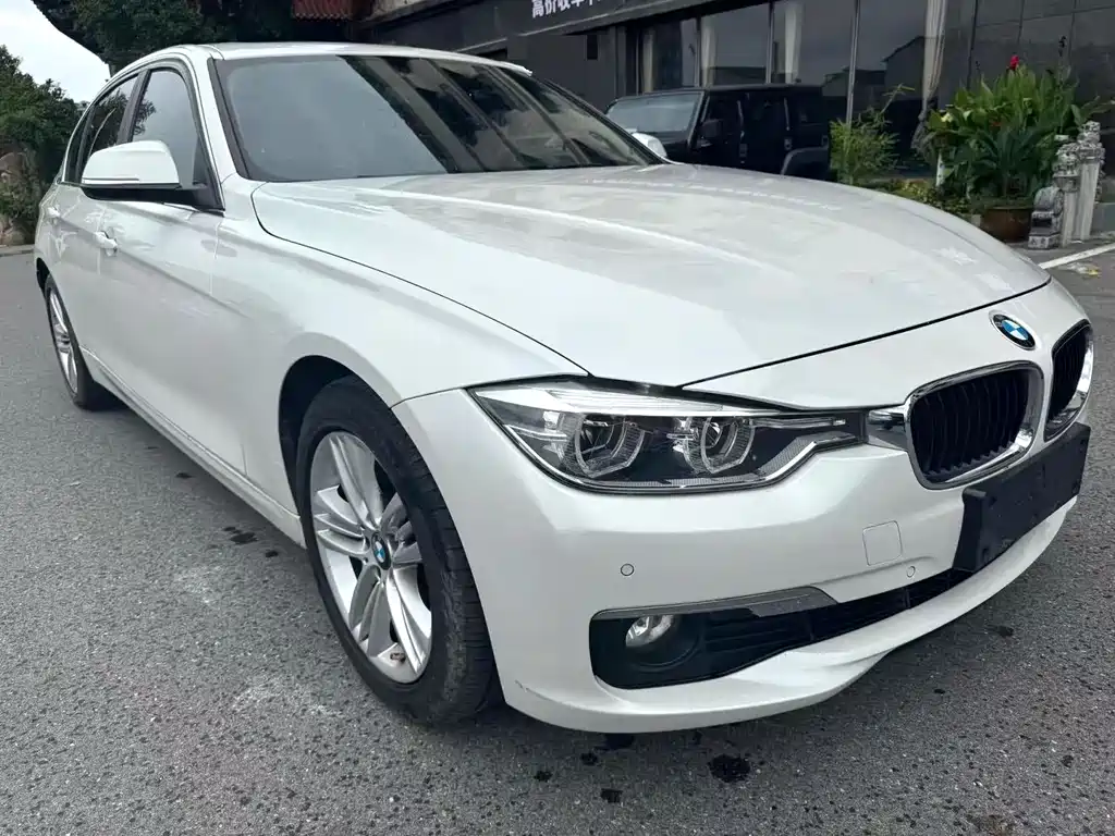 BMW 3 Series 2016