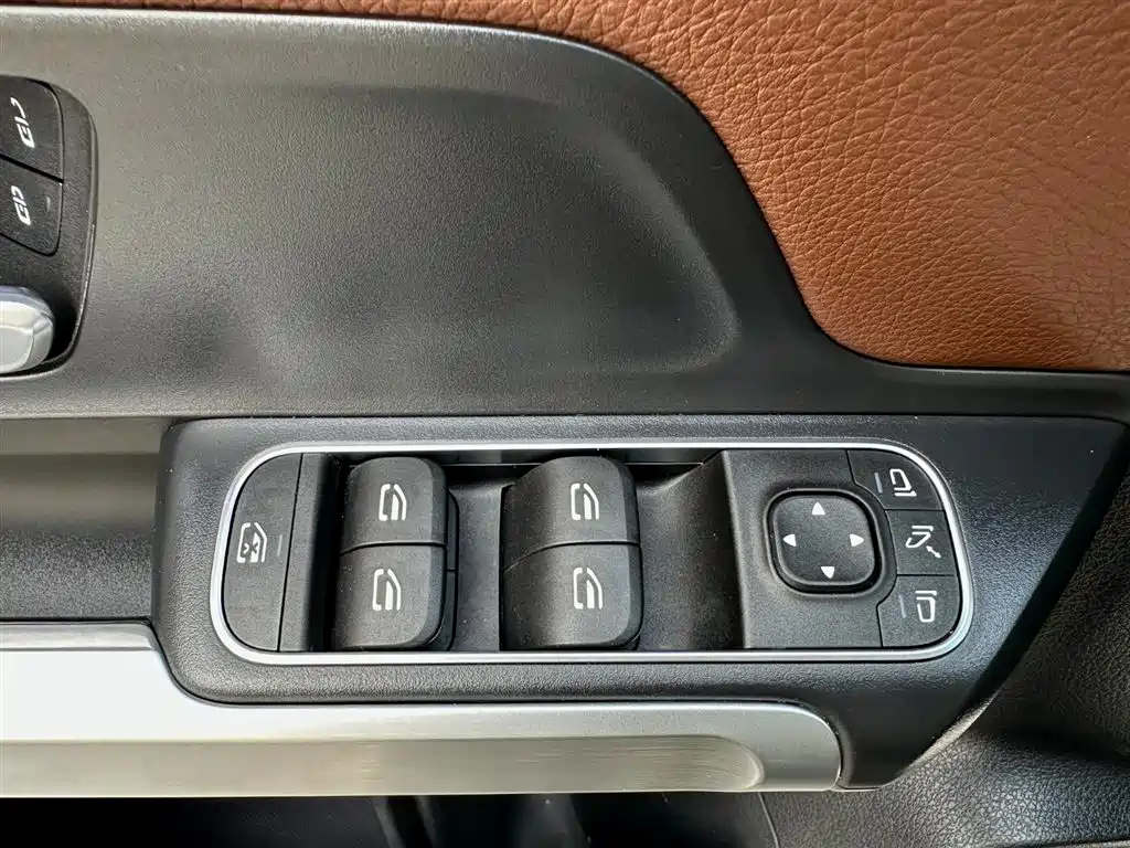 Mercedes-Benz GLB 2020 — фото 23