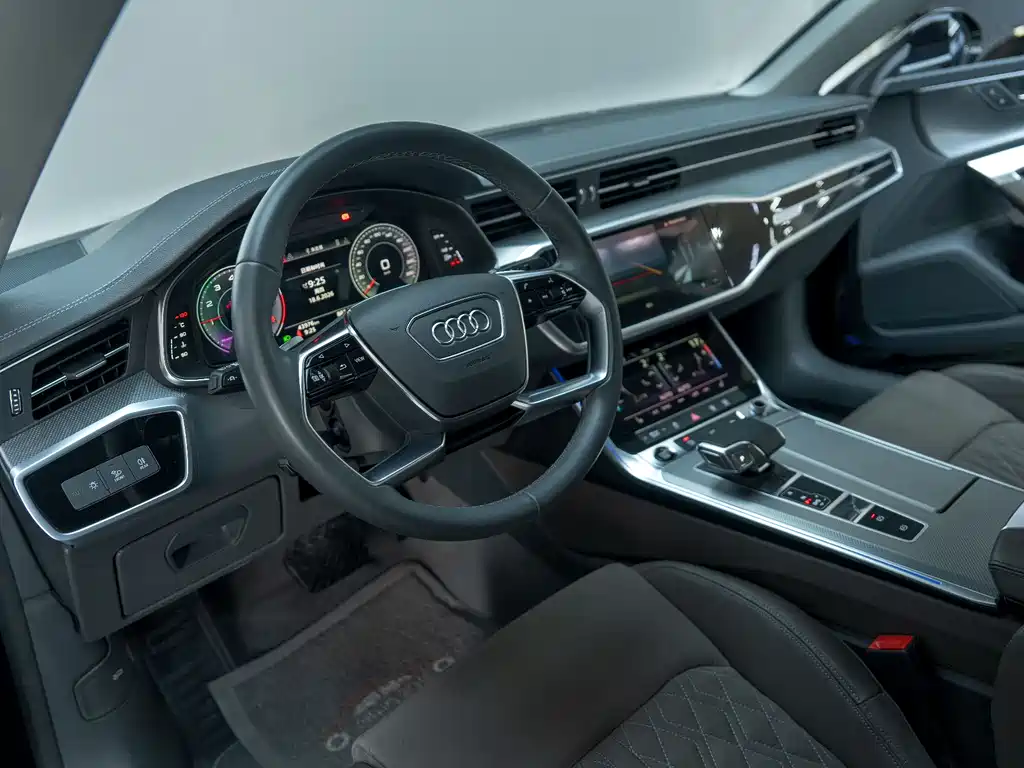 Audi A7L 2023 — фото 11