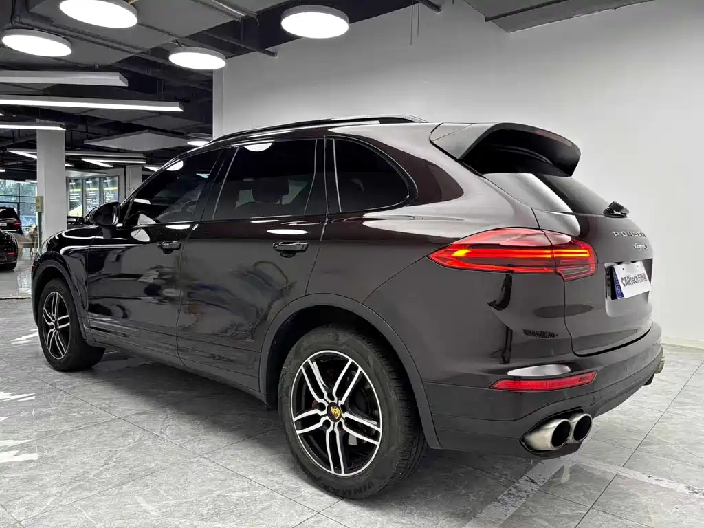 Porsche Cayenne 2016