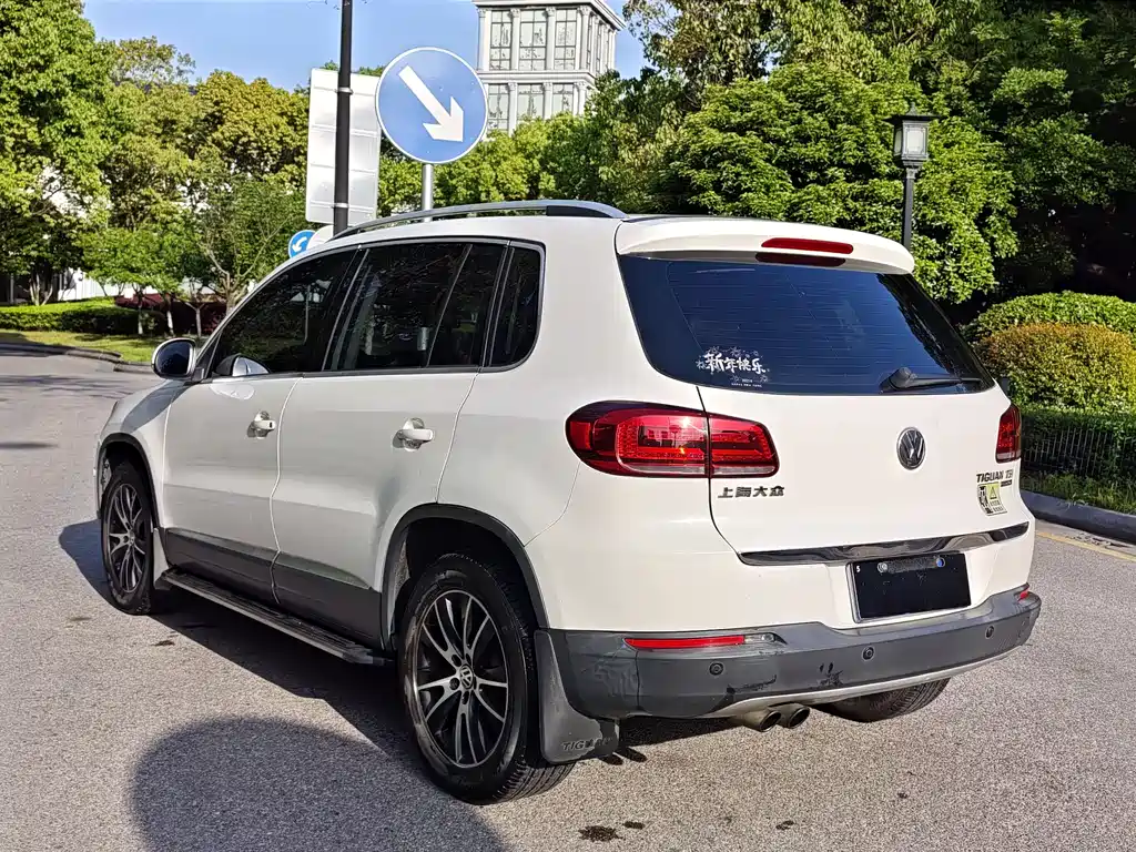 Volkswagen Tiguan 2013 — фото 4