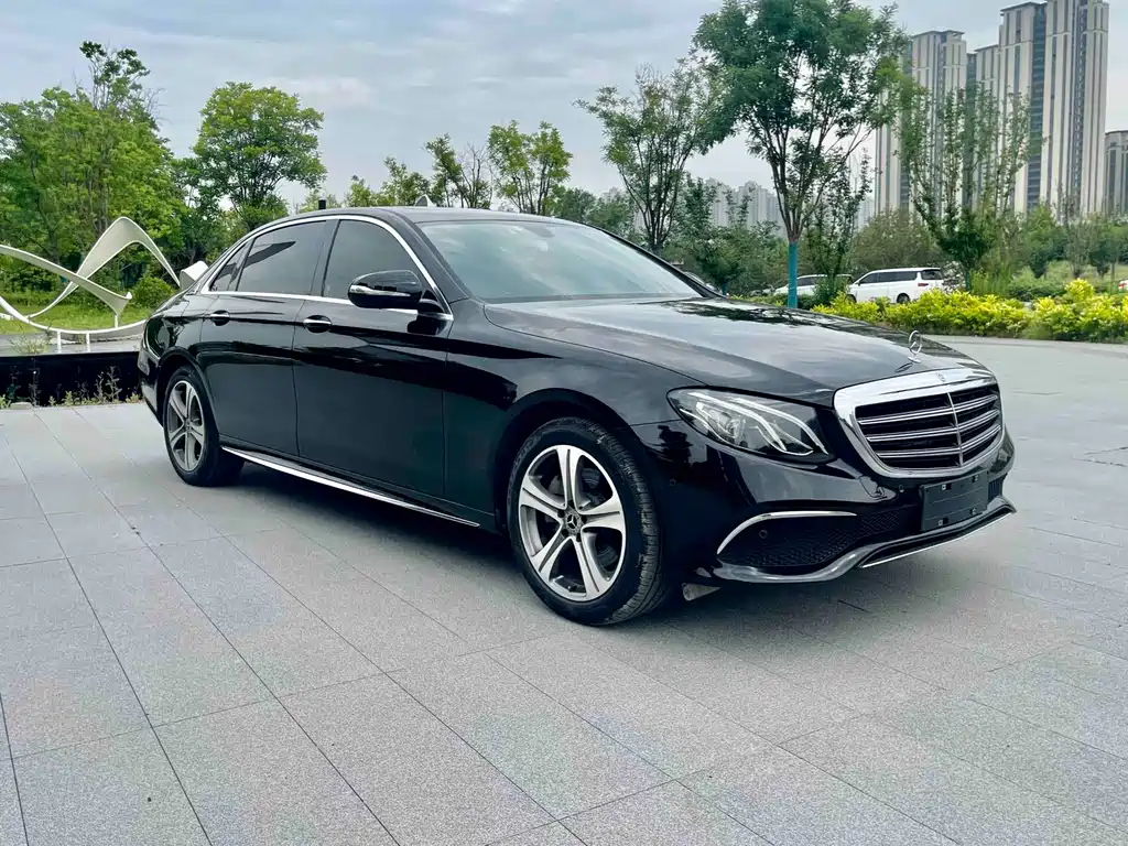 Mercedes-Benz E-Class 2018 — фото 3