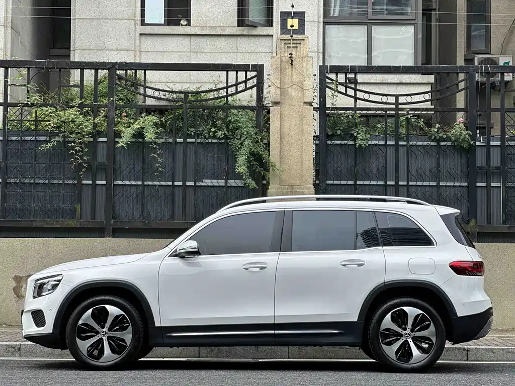 Mercedes-Benz GLB 2021 — фото 7