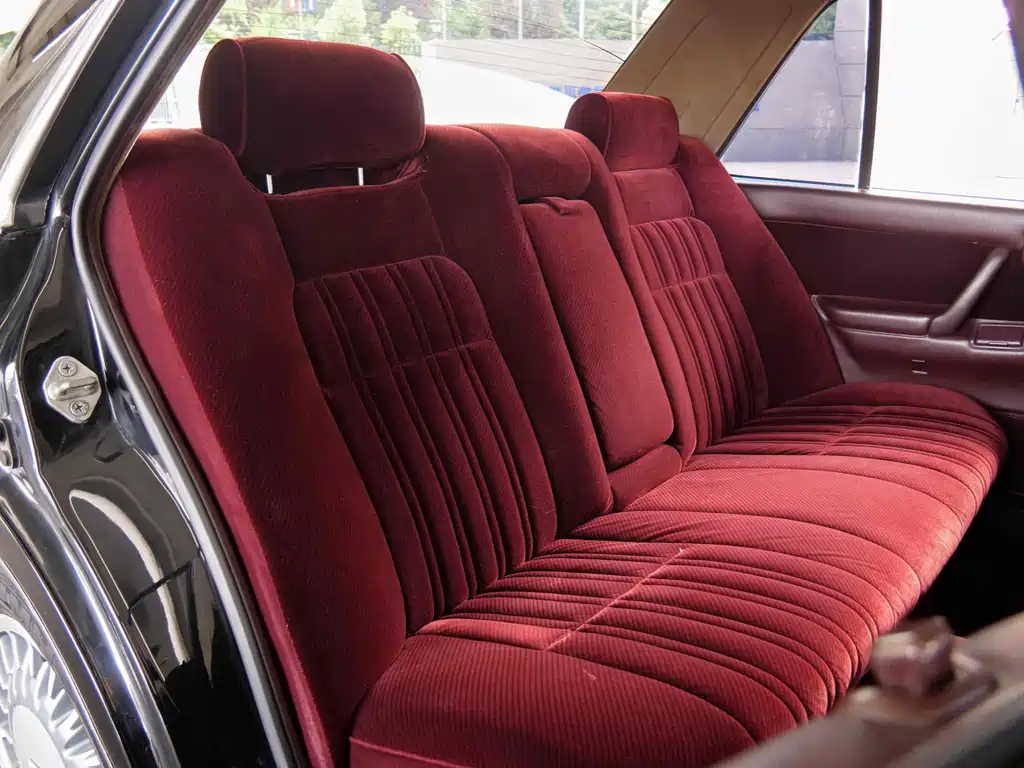 Toyota Crown 1993 — фото 14