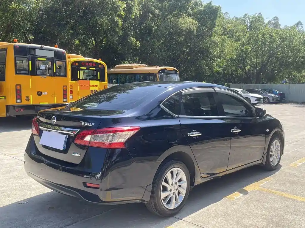 Nissan Sylphy 2012