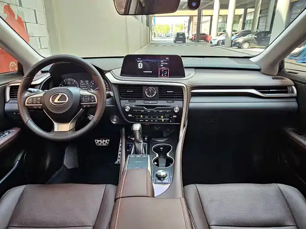 Lexus RX 2020