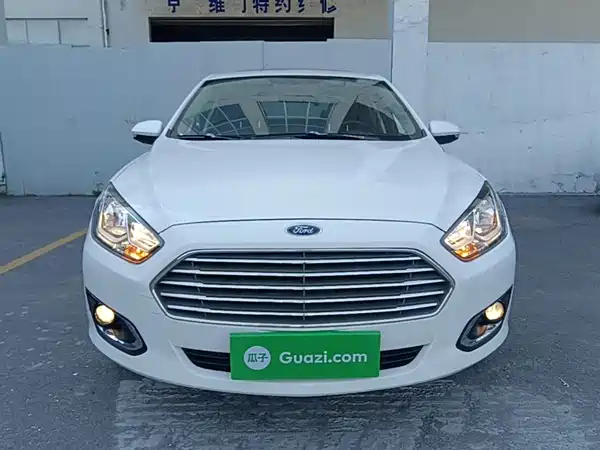 Ford Escort 2017