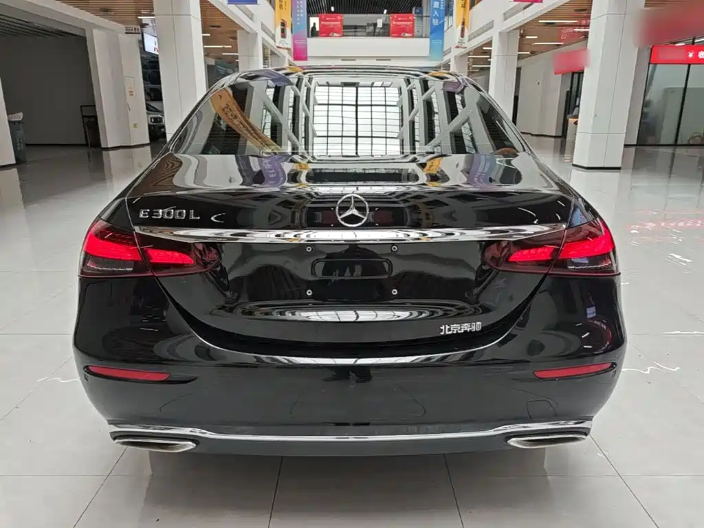 Mercedes-Benz E-Class 2022