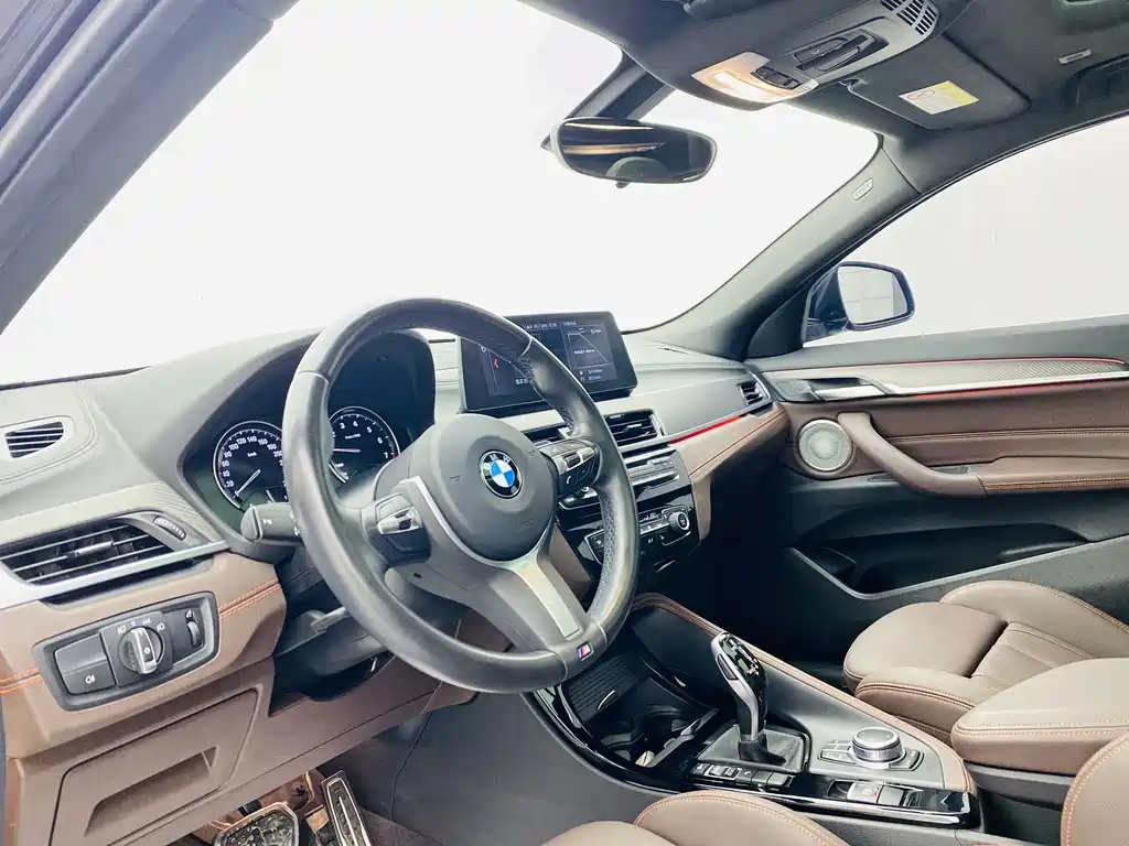 BMW X2 2021 — фото 13