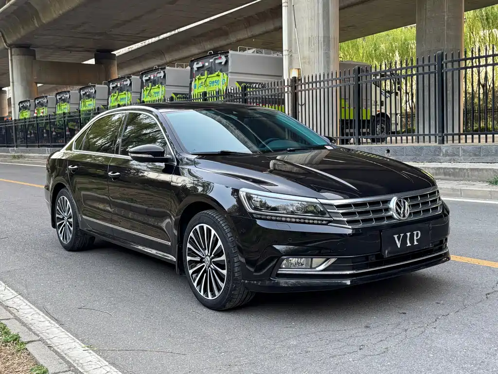 Volkswagen Passat 2016 — фото 3