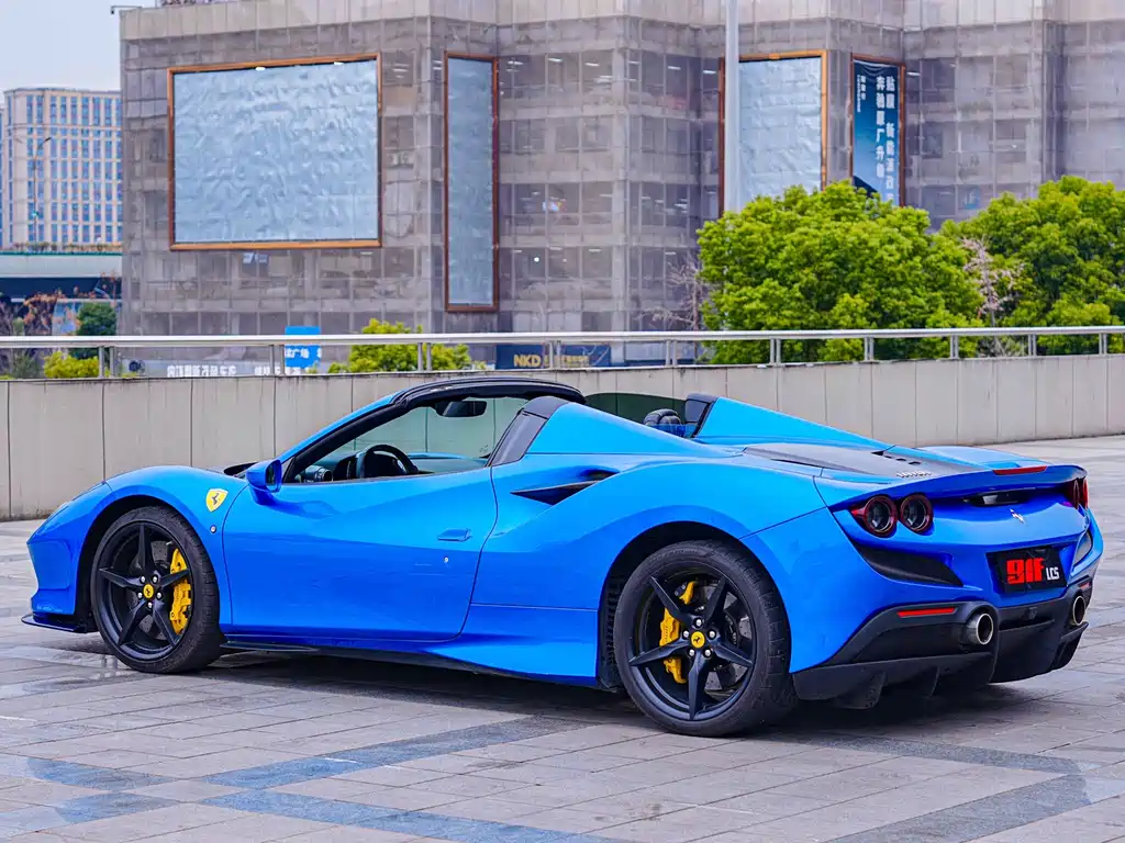 Ferrari F8 2021 — фото 4
