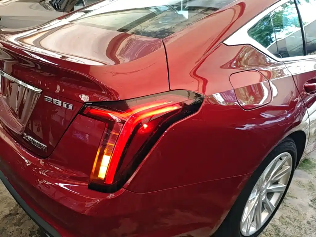 Cadillac CT5 2020 — фото 8