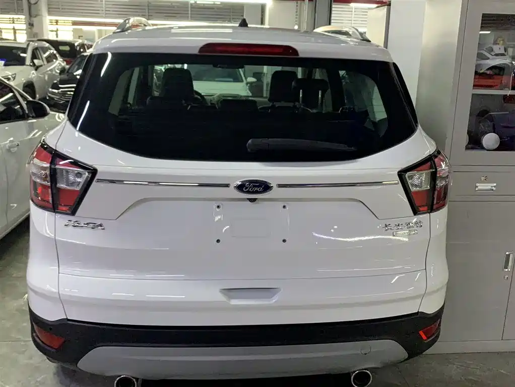 Ford Kuga 2018 — фото 8