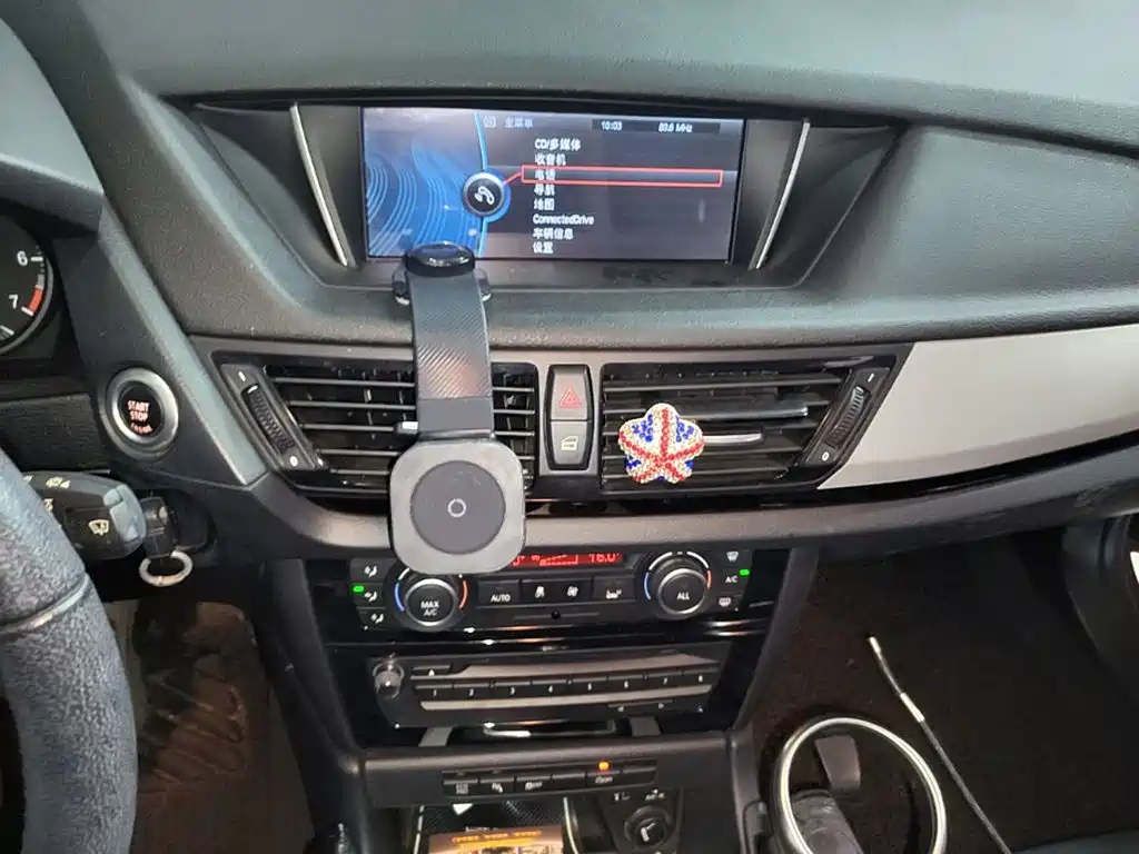 BMW X1 2015 — фото 13