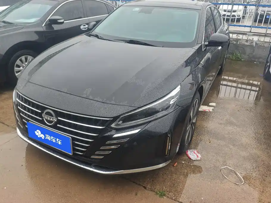 Nissan Teana 2022