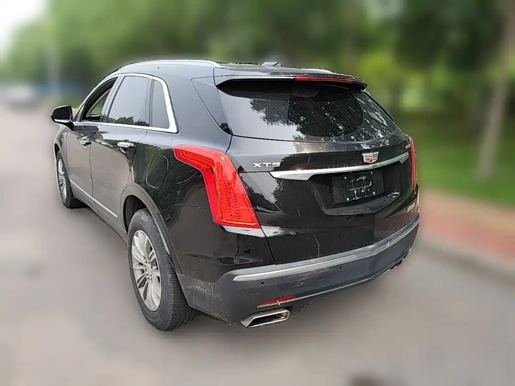Cadillac XT5 2018 — фото 9