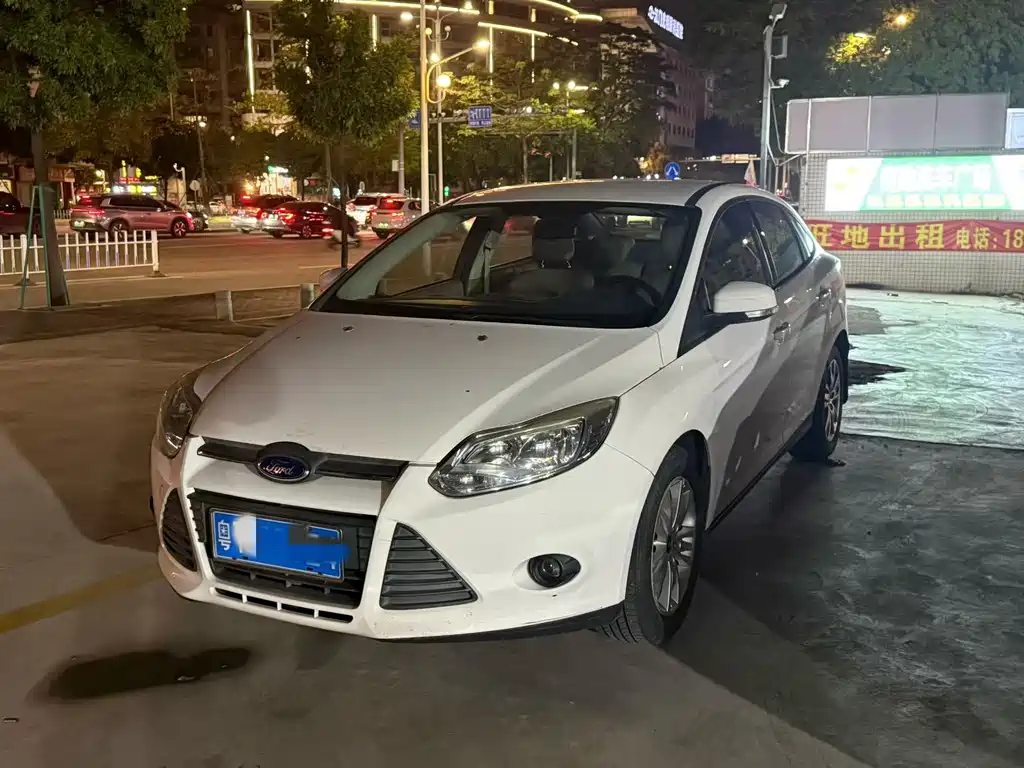 Ford Focus 2015 — фото 2