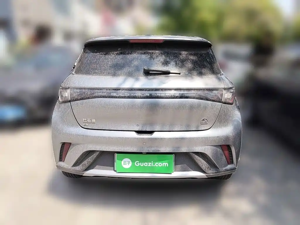 BYD Dolphin 2023