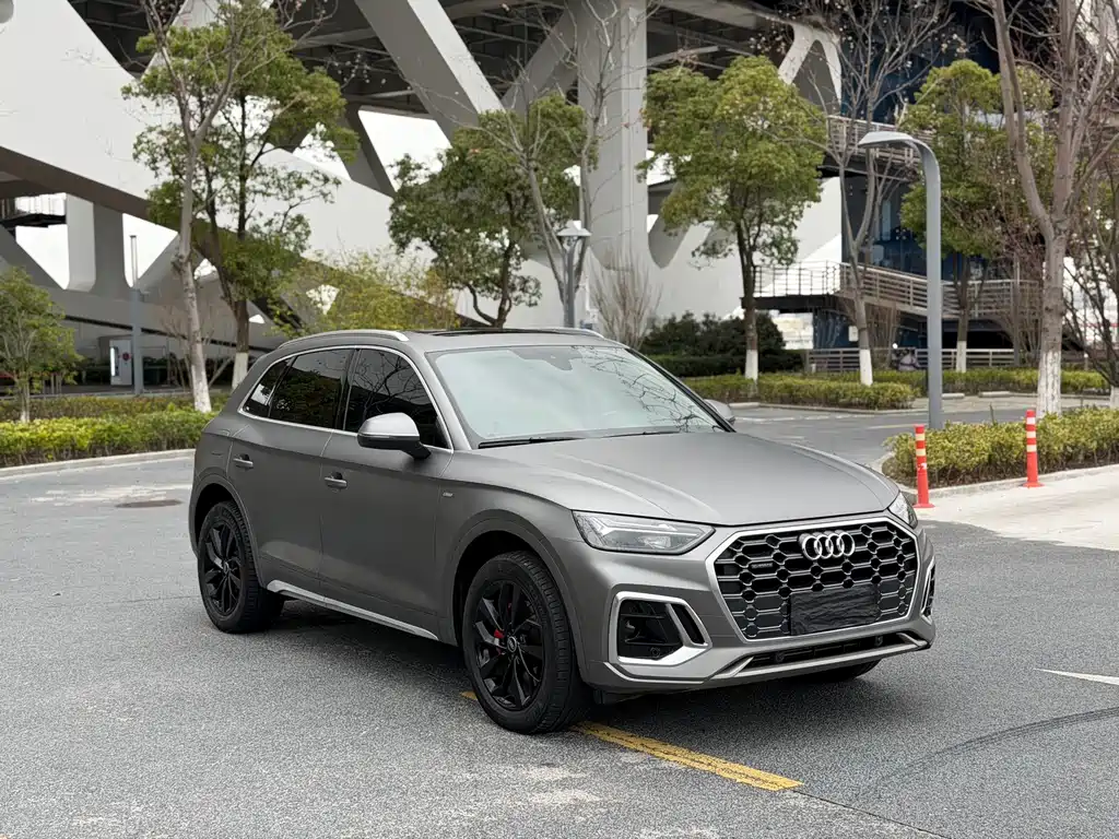 Audi Q5L 2022 — фото 3