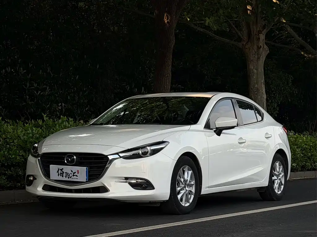 Mazda 3 Axela 2018