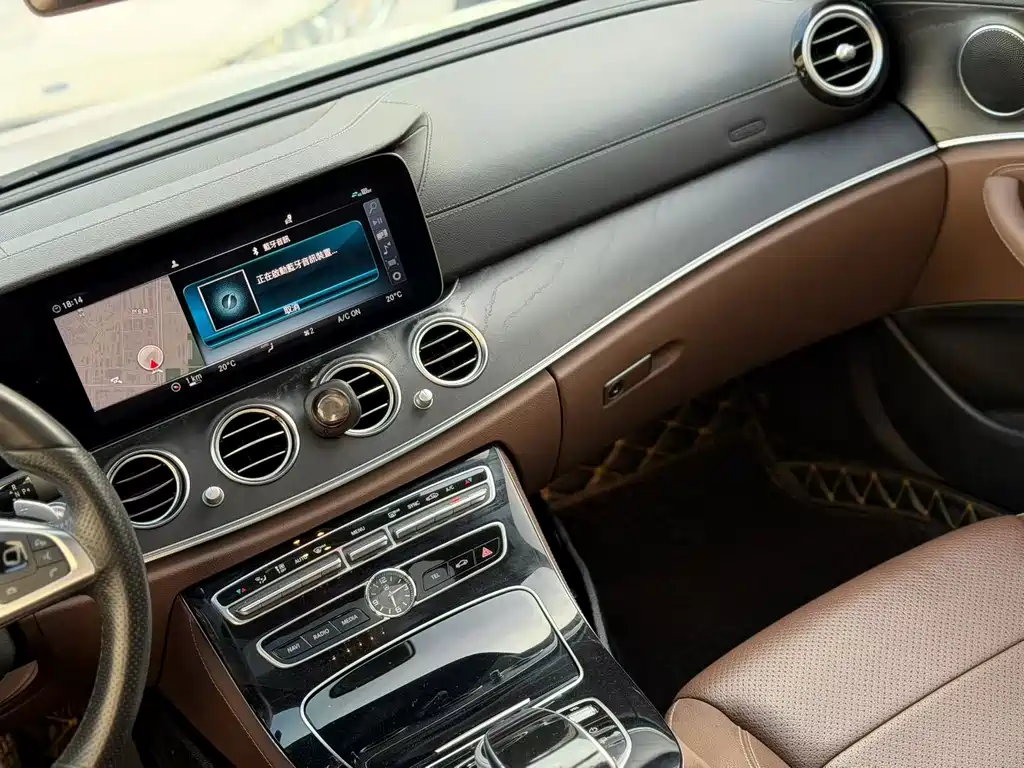 Mercedes-Benz E-Class 2016 — фото 13
