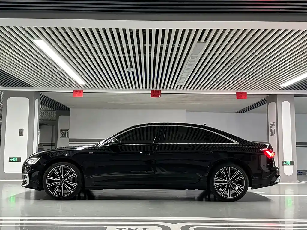 Audi A6L 2025 — фото 24