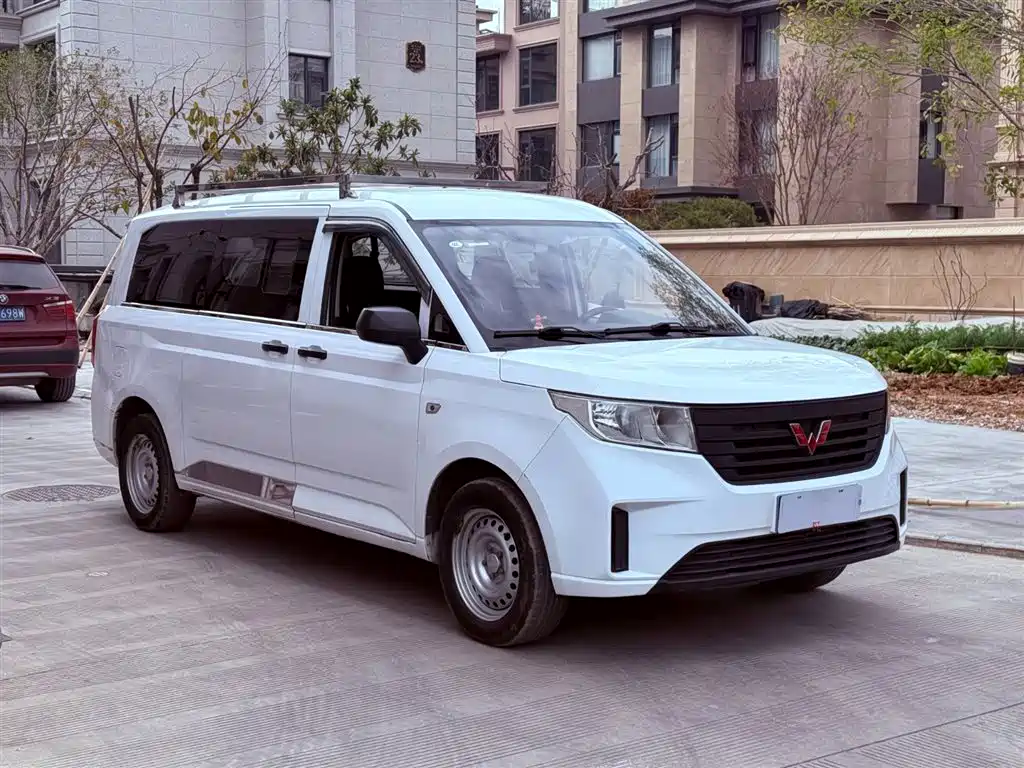 Wuling Journey 2023
