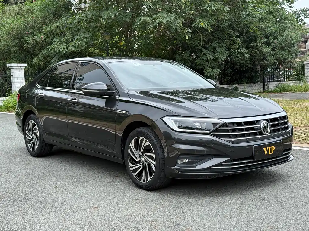 Volkswagen Sagitar 2022