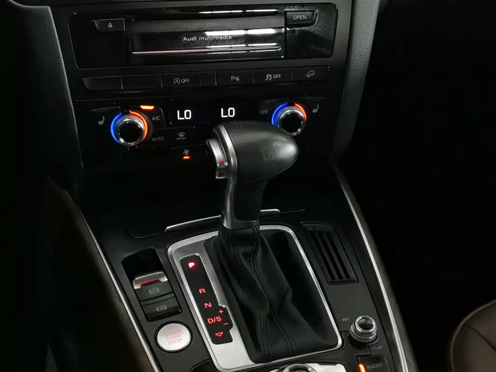 Audi Q5 2015 — фото 13