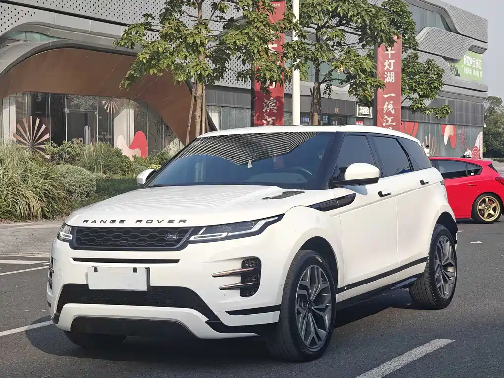 Land Rover Evoque 2021 — фото 1