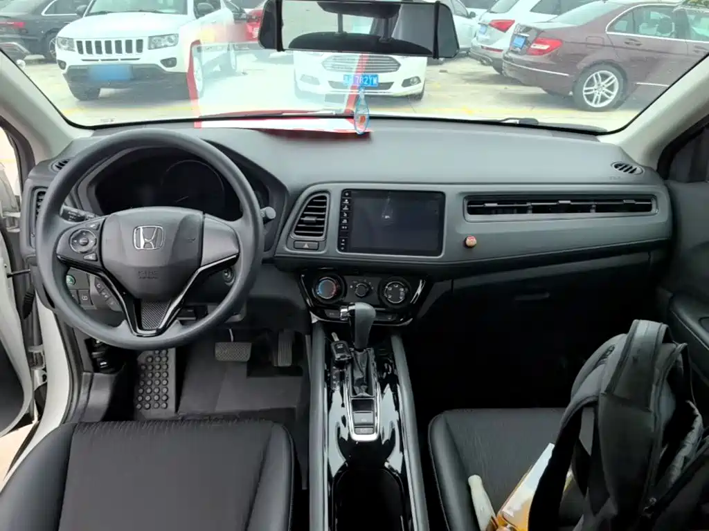 Honda Vezel 2021 — фото 10