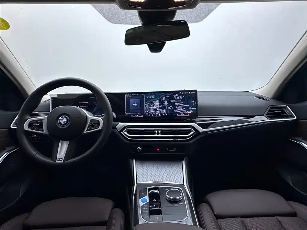 BMW i3 2024 — фото 7