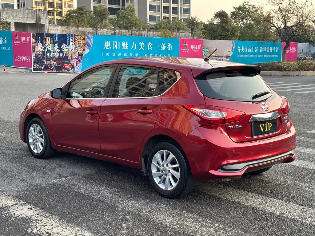 Nissan Tiida 2018 — фото 9