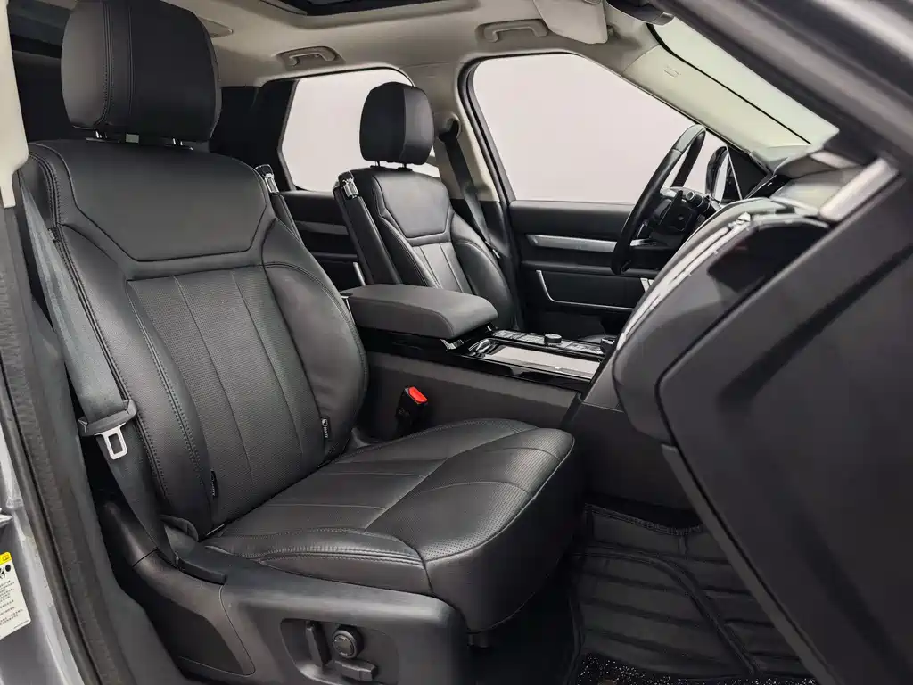 Land Rover Discovery 2020 — фото 19