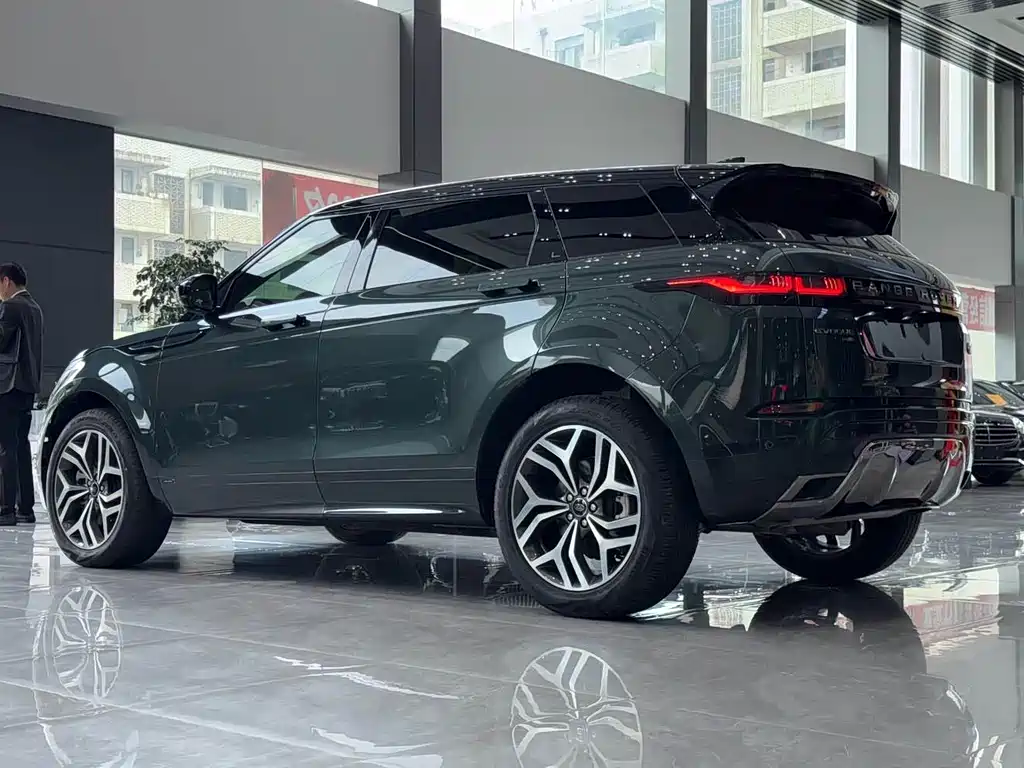 Land Rover Evoque 2022 — фото 9