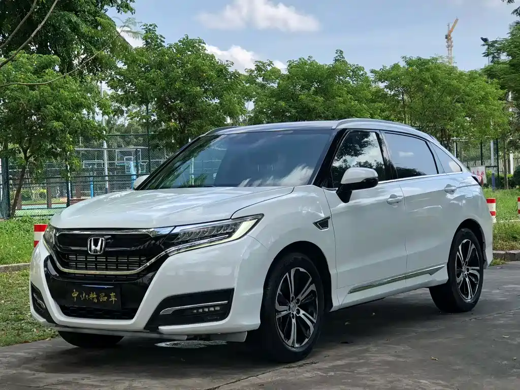 Honda UR-V 2019 — фото 1
