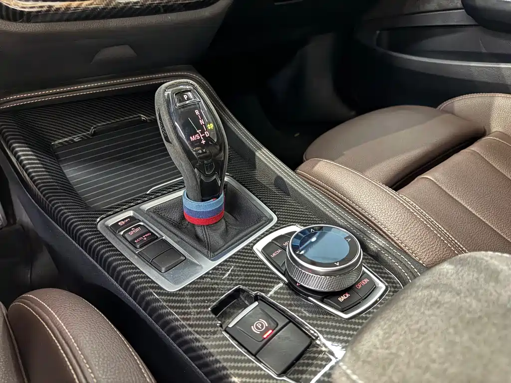 BMW 1 Series 2020 — фото 13