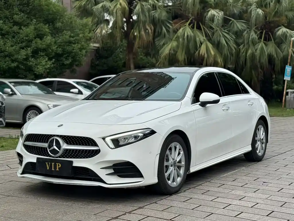 Mercedes-Benz A-Class 2020 — фото 1