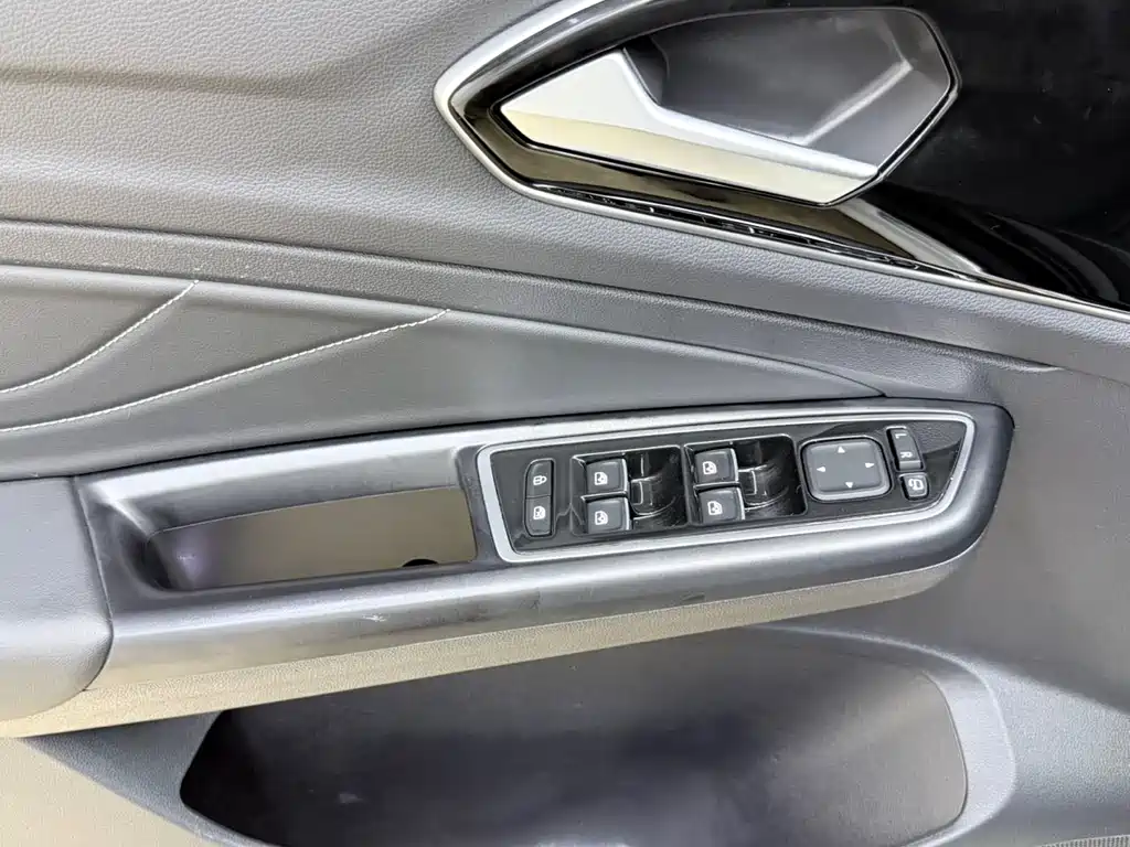 Jetta VS7 2022 — фото 10