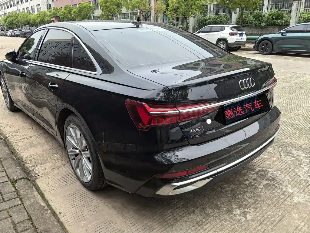 Audi A6L 2023 — фото 7
