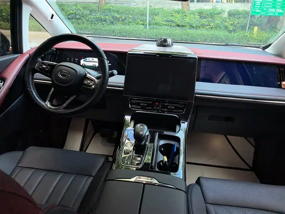 GAC Motor Trumpchi E9 2023 — фото 12