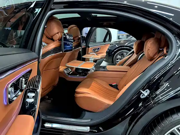 Mercedes-Benz S-Class 2024