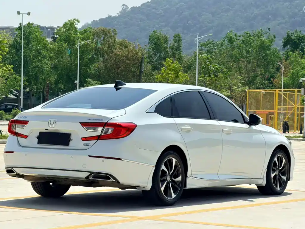 Honda Accord 2021 — фото 5